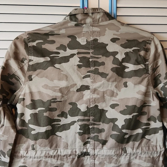 Universal Thread Grey Camo Jacket - Picture 10 of 14